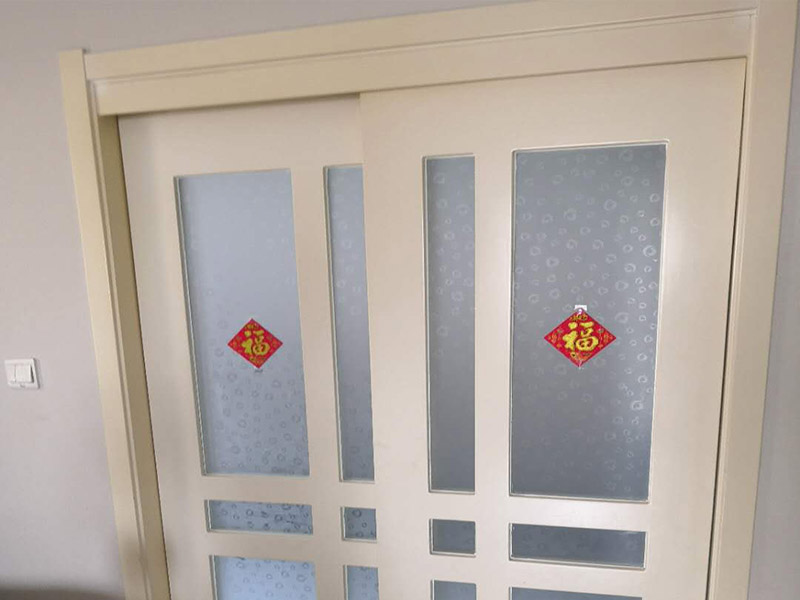 廚房門窗安裝，什么材質(zhì)的推拉門比較好？塑鋼推拉門好用嗎？(圖3)